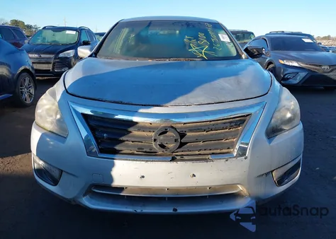 2013 Nissan Altima 2.5 S z USA, uszkodzony, nr VIN 1N4AL3AP5DN527359